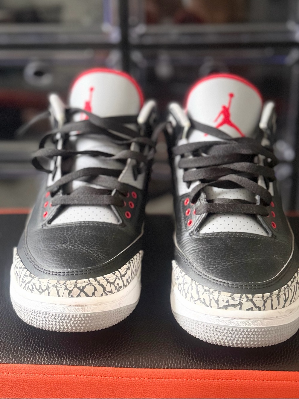 Air Jordan 3 black cement 2018